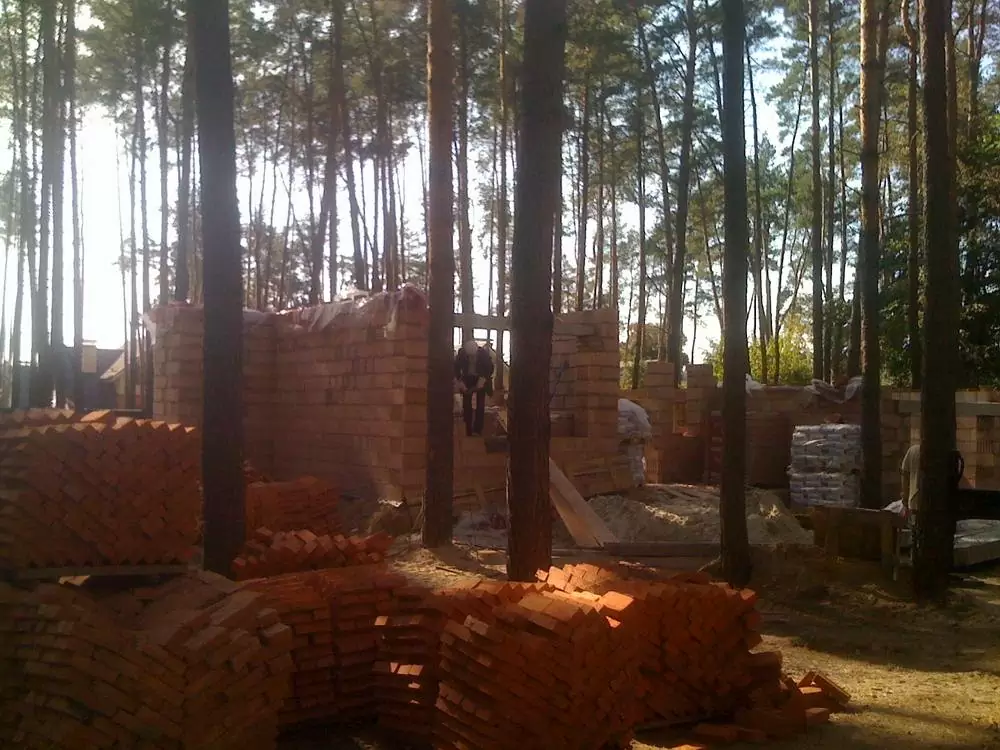 Строительство дома из поризованного кирпича