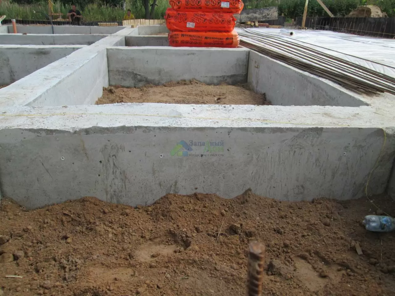 бетонный ростверк для свайно-ростверкового фундамента