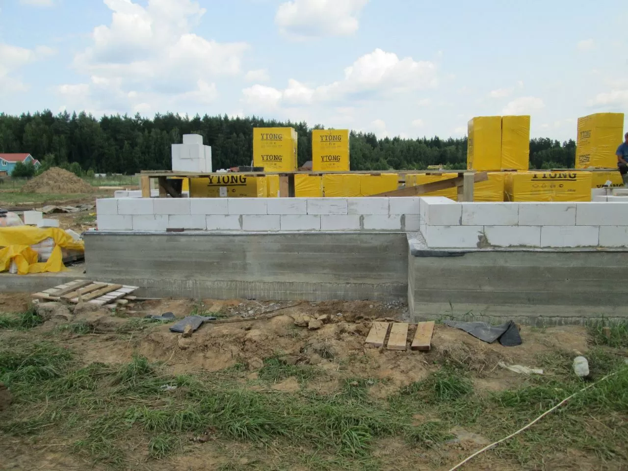 строительство бетонного ростверка